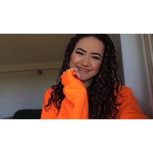 Meet your Posher, Luana